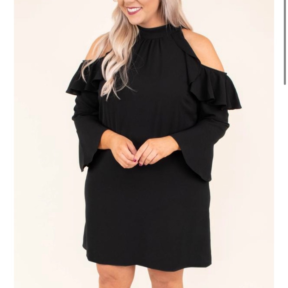 🌚 CHIC SOUL black cold shoulder dress, 3X